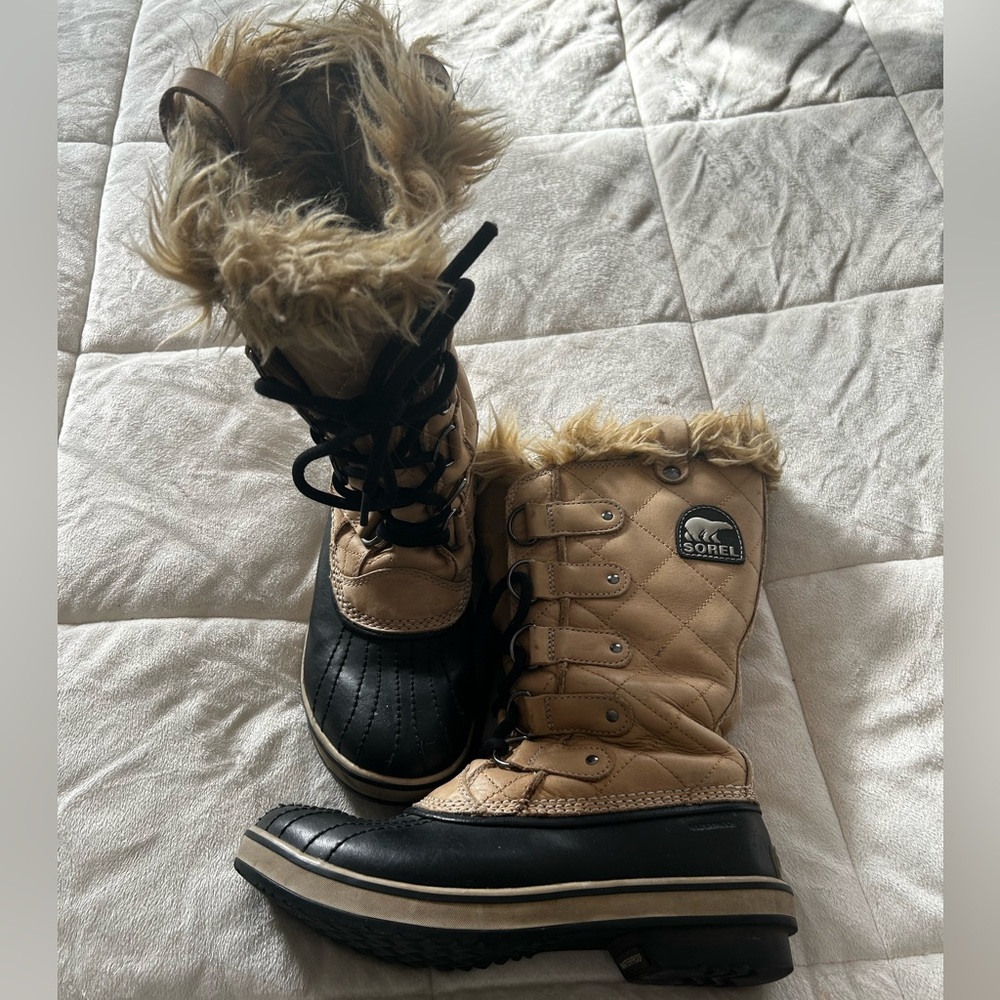 Sorel Joan of Arc Winter Boot